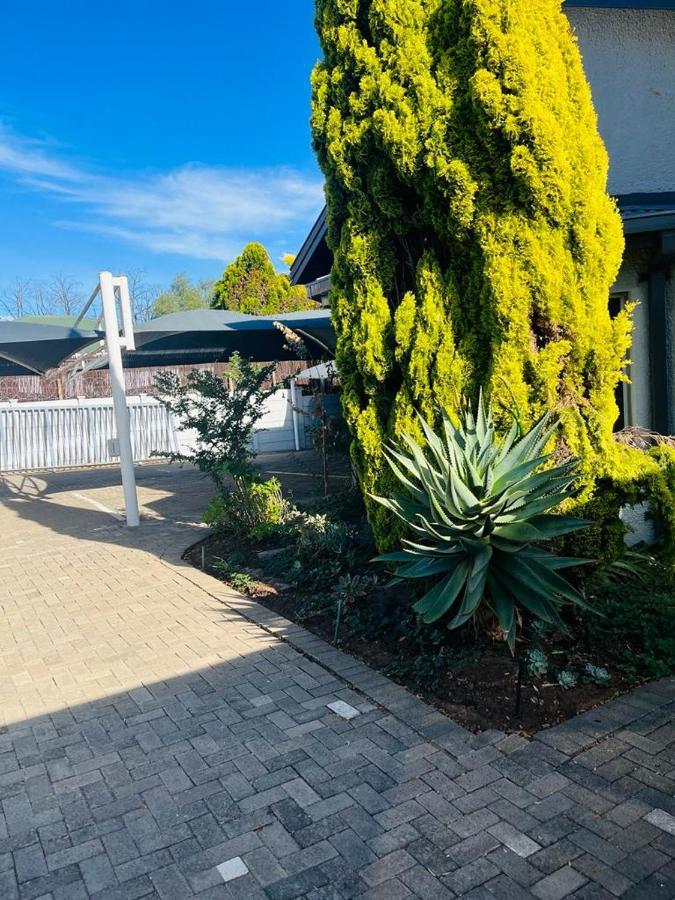 St Eve Lodge & Spa Bloemfontein Eksteriør bilde