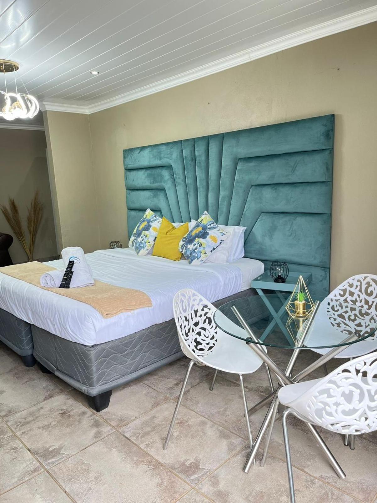 St Eve Lodge & Spa Bloemfontein Eksteriør bilde