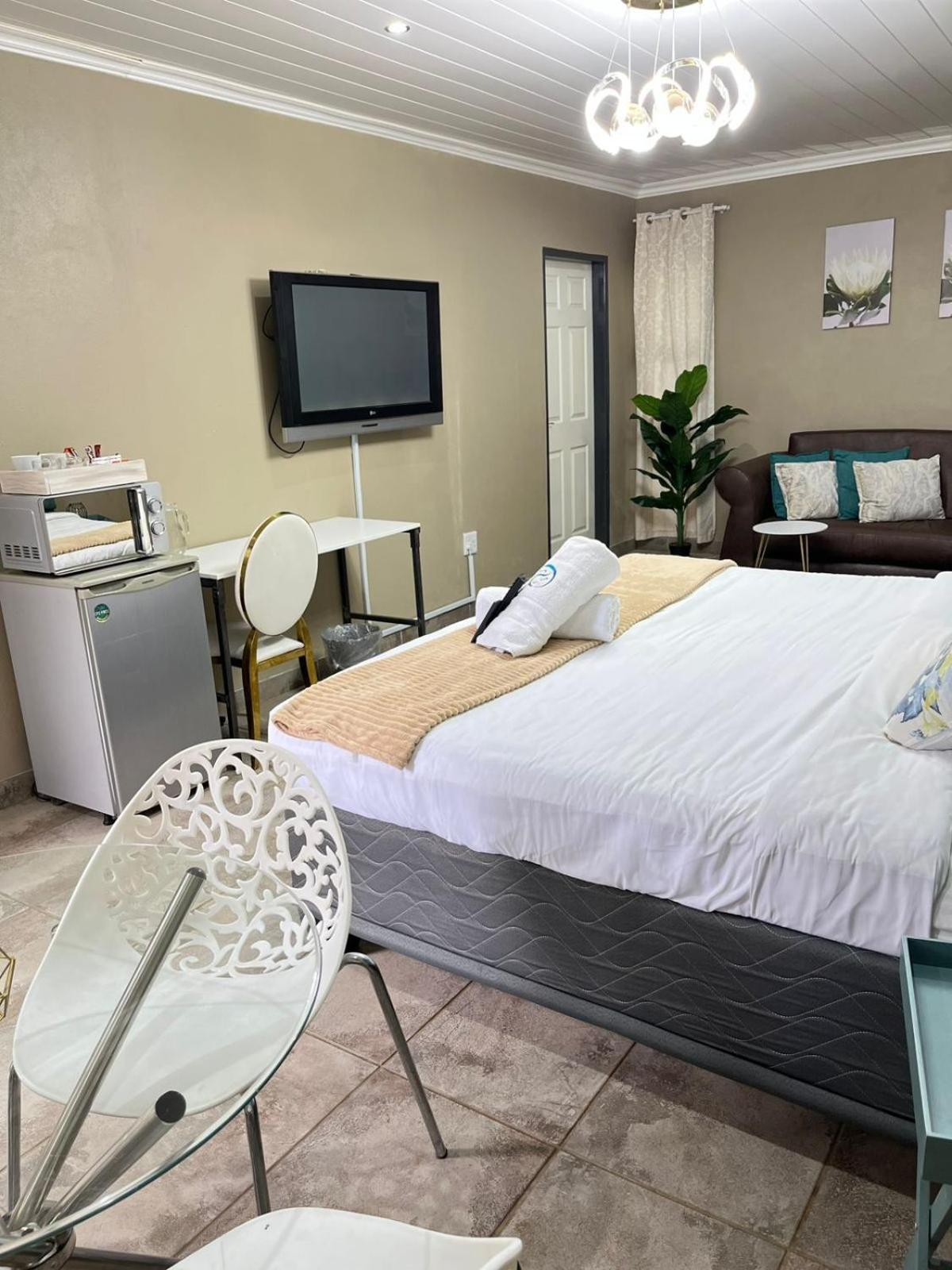 St Eve Lodge & Spa Bloemfontein Eksteriør bilde