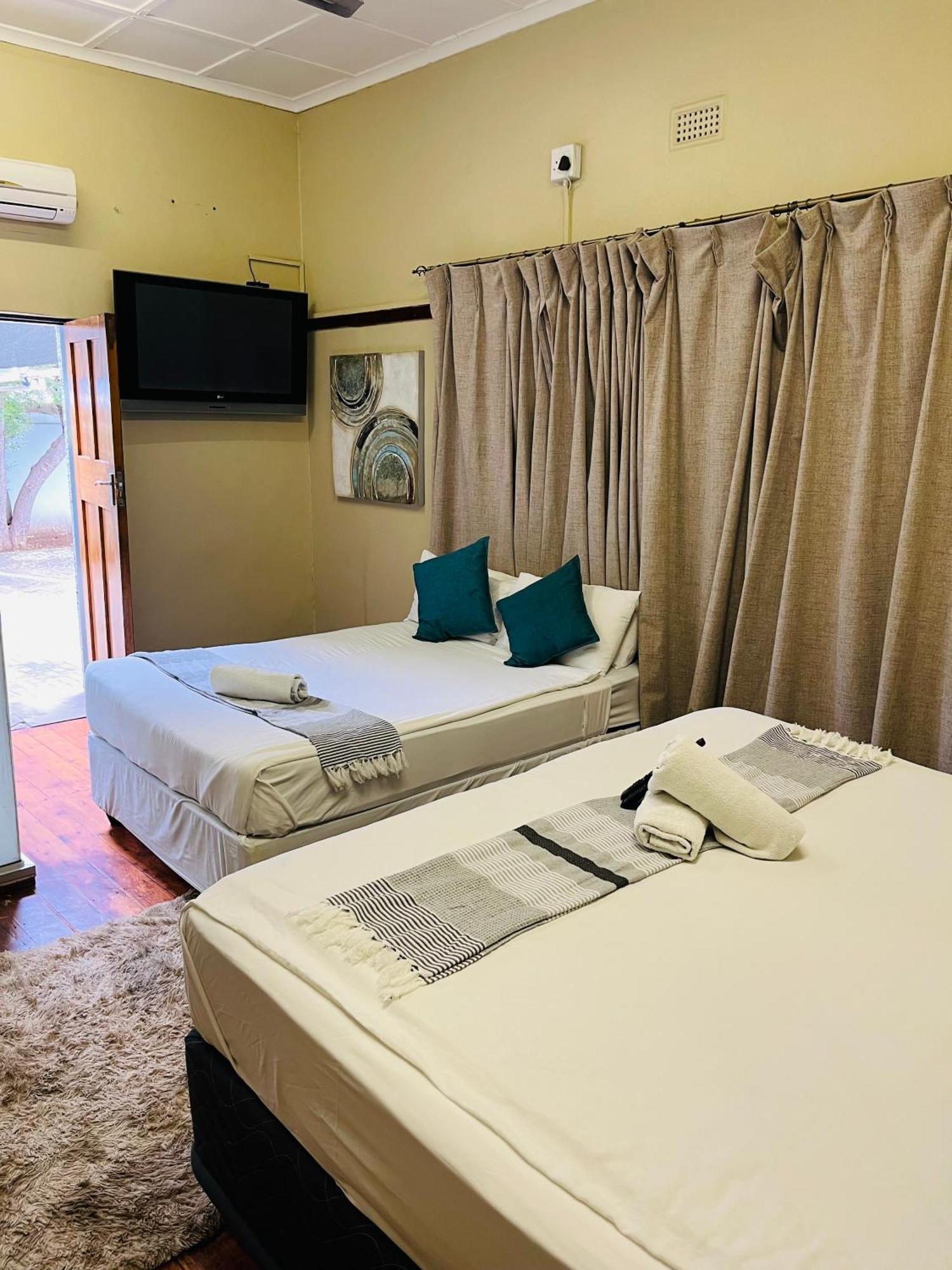 St Eve Lodge & Spa Bloemfontein Eksteriør bilde