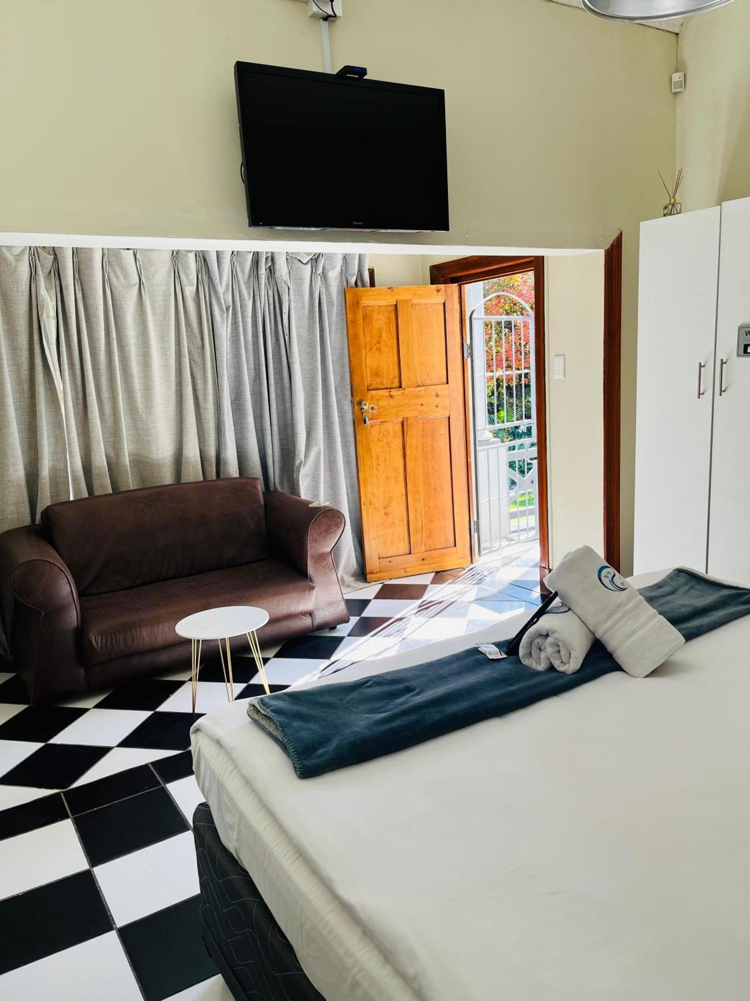 St Eve Lodge & Spa Bloemfontein Eksteriør bilde
